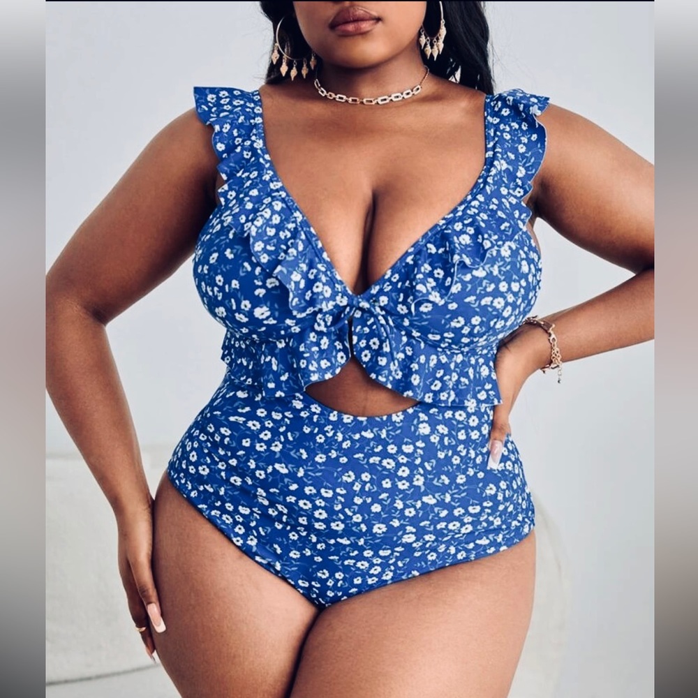 Shein Plus Ditsy Floral Print Ruffle Trim Cut Out Knot Front One Piece Swimsuit